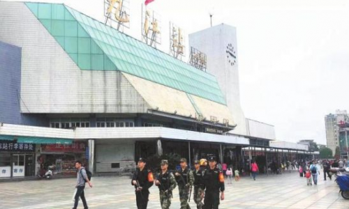 国庆期间警方加强治安管控 打造祥和九江