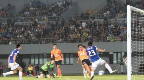 中乙半决赛首回合：江西联盛3比1完胜保定容大