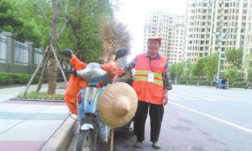张代兰:尽心尽力把工作干好