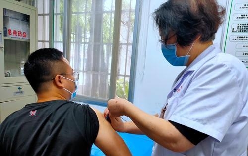 高温天气宠物伤人事件频发 提醒被抓咬伤后及时就医