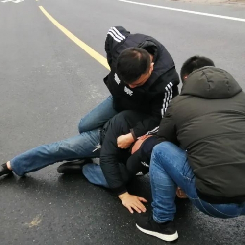 截停、逃跑、抓捕……直击缉毒抓捕现场
