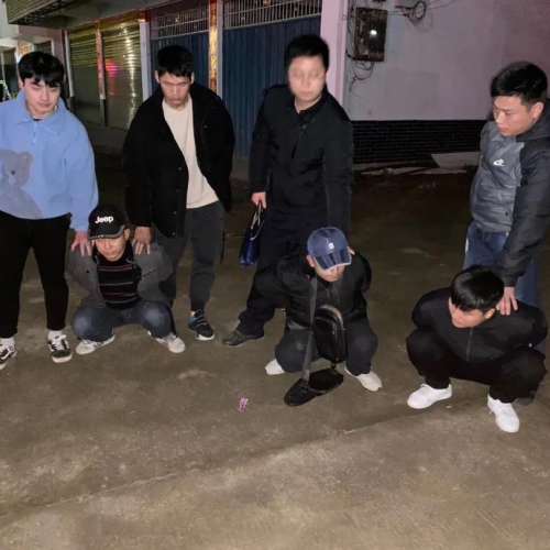 九江多名车主车内财物被盗！原是3人分工技术“开锁” 6地作案40余起